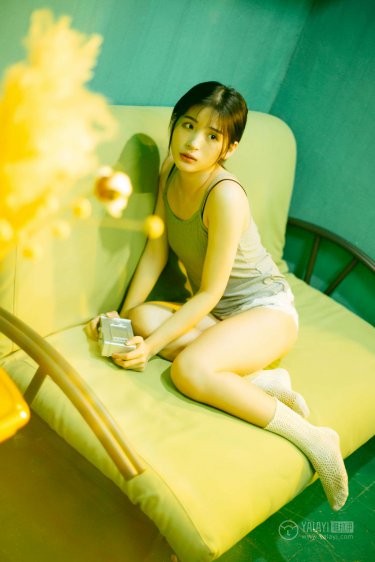 美丽的小蜜蜂美国版1主题曲