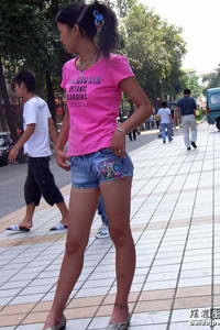 反捆美女
